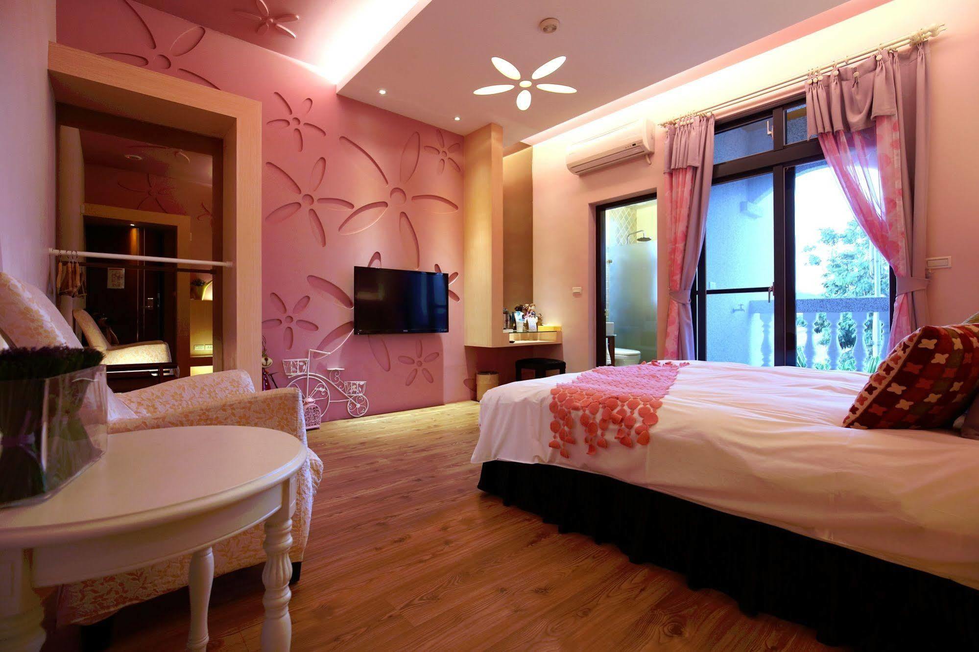 Queen Love Homestay Hualien Eksteriør bilde